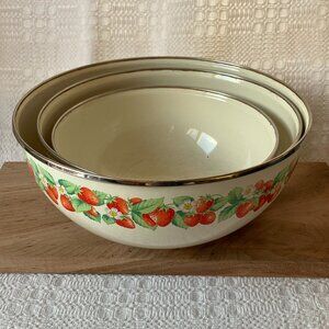 VTG Kobe Kitchen Enamel Metal Strawberry Pattern Bowl Set Polished Japanese